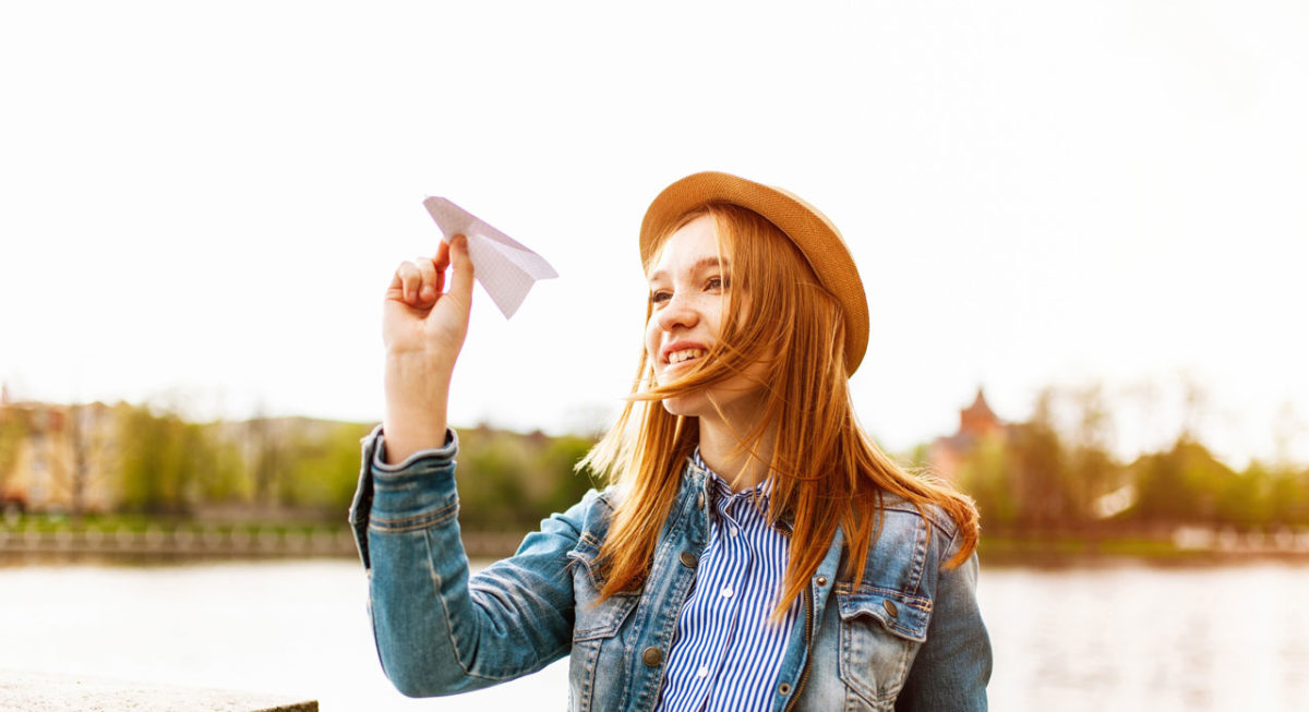 Paper airplanes | Generate UK